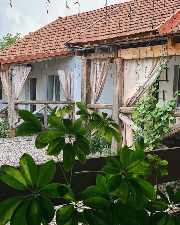 Villa Lukash Yanoshi Exterior photo
