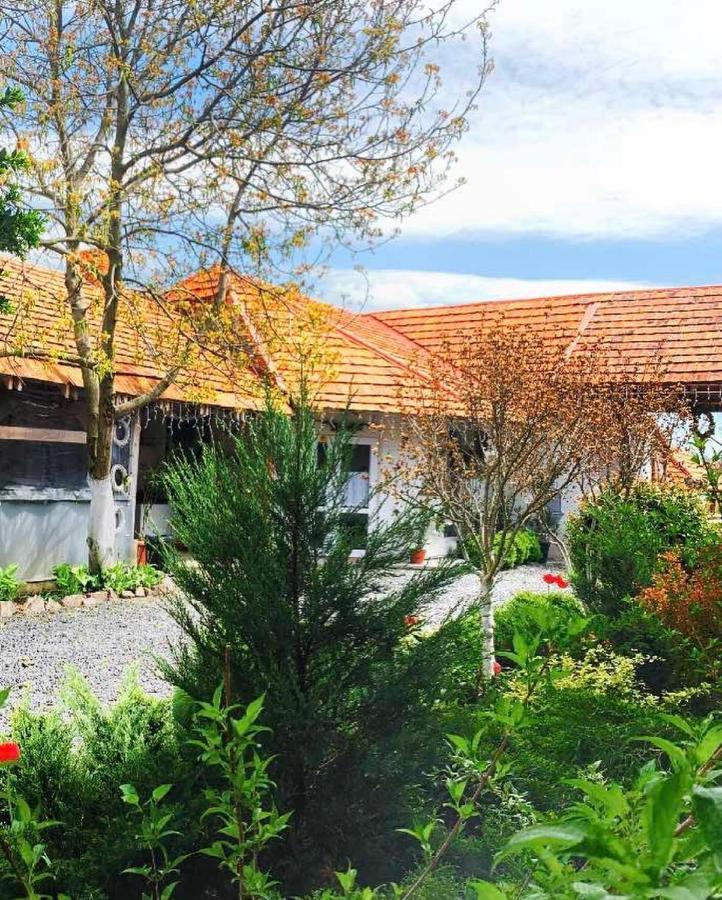 Villa Lukash Yanoshi Exterior photo