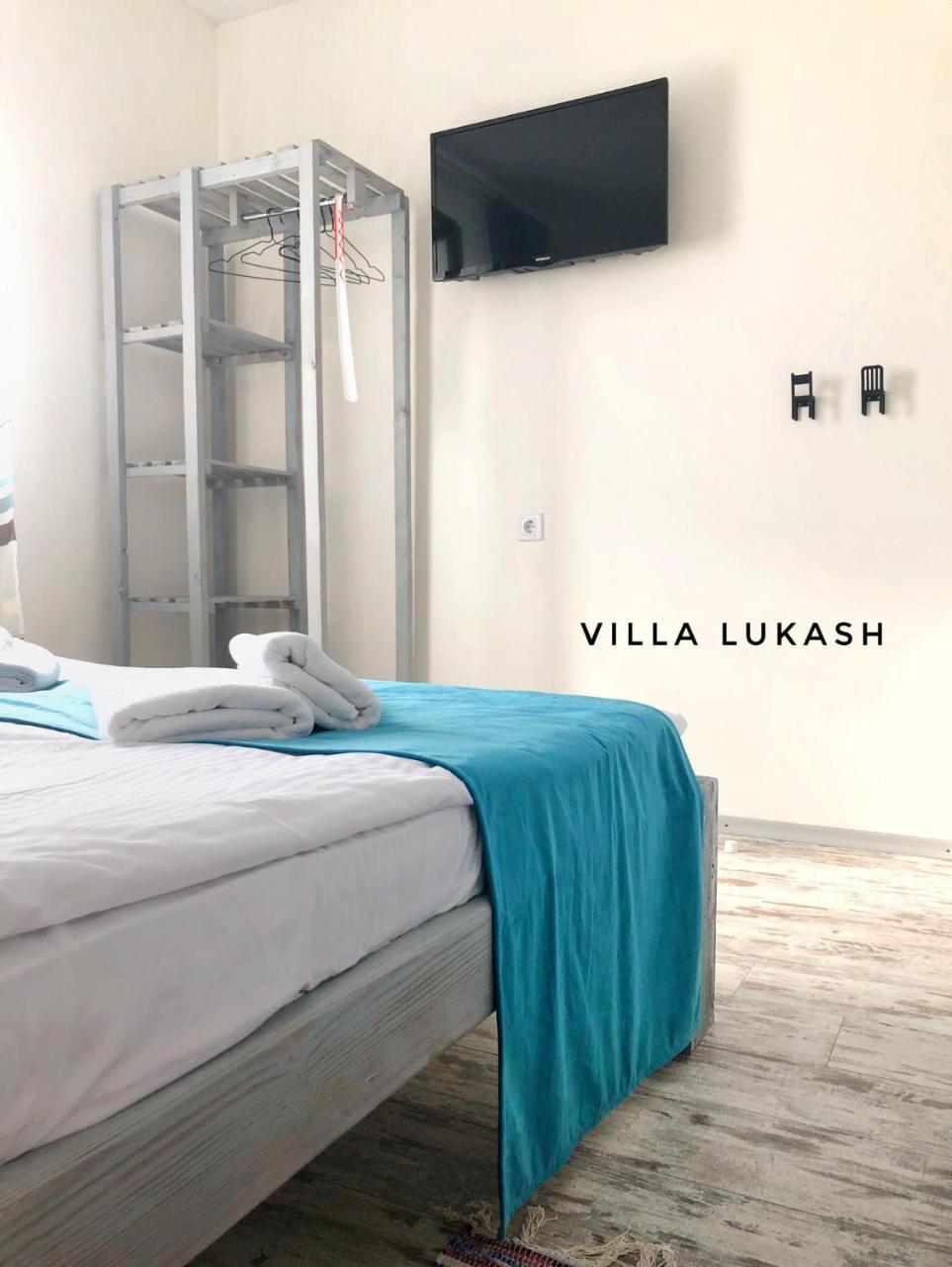 Villa Lukash Yanoshi Exterior photo